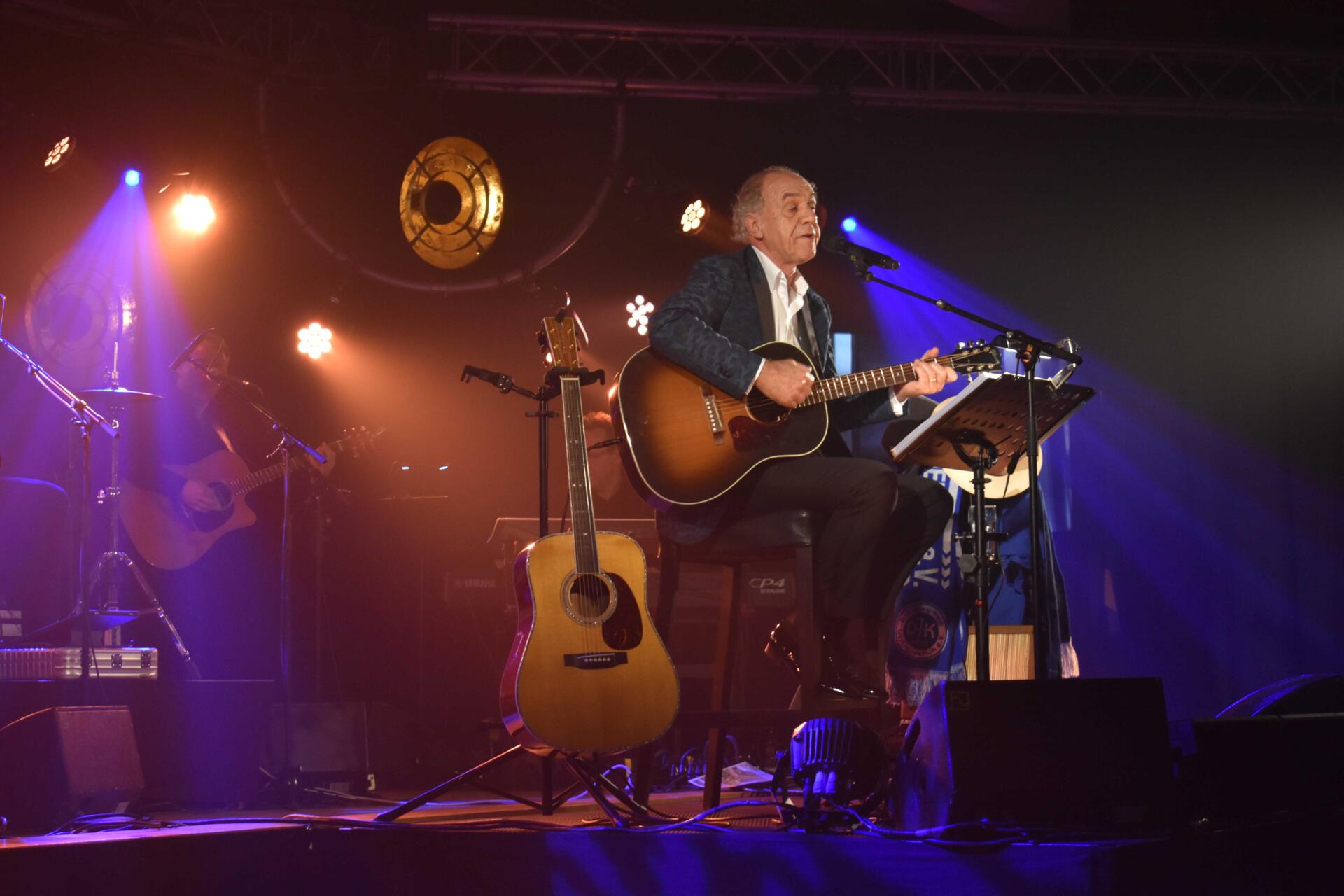 Konzert Anton van Doornmalen in Büderich mit Fußballern Konzert Anton van Doornmalen in Büderich mit Fußballern