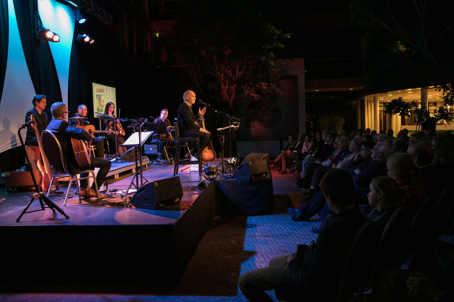 LD171126_070_web_konzert_anton_in-de-lier