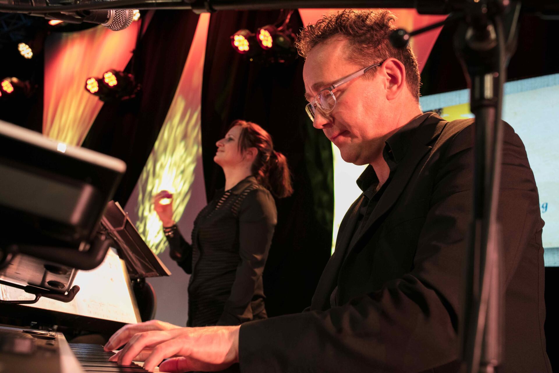 LD171126_357_web_konzert_anton_in-de-lier