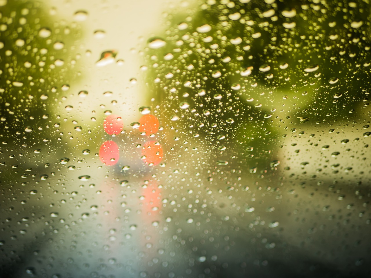 raindrop-1427952_1280